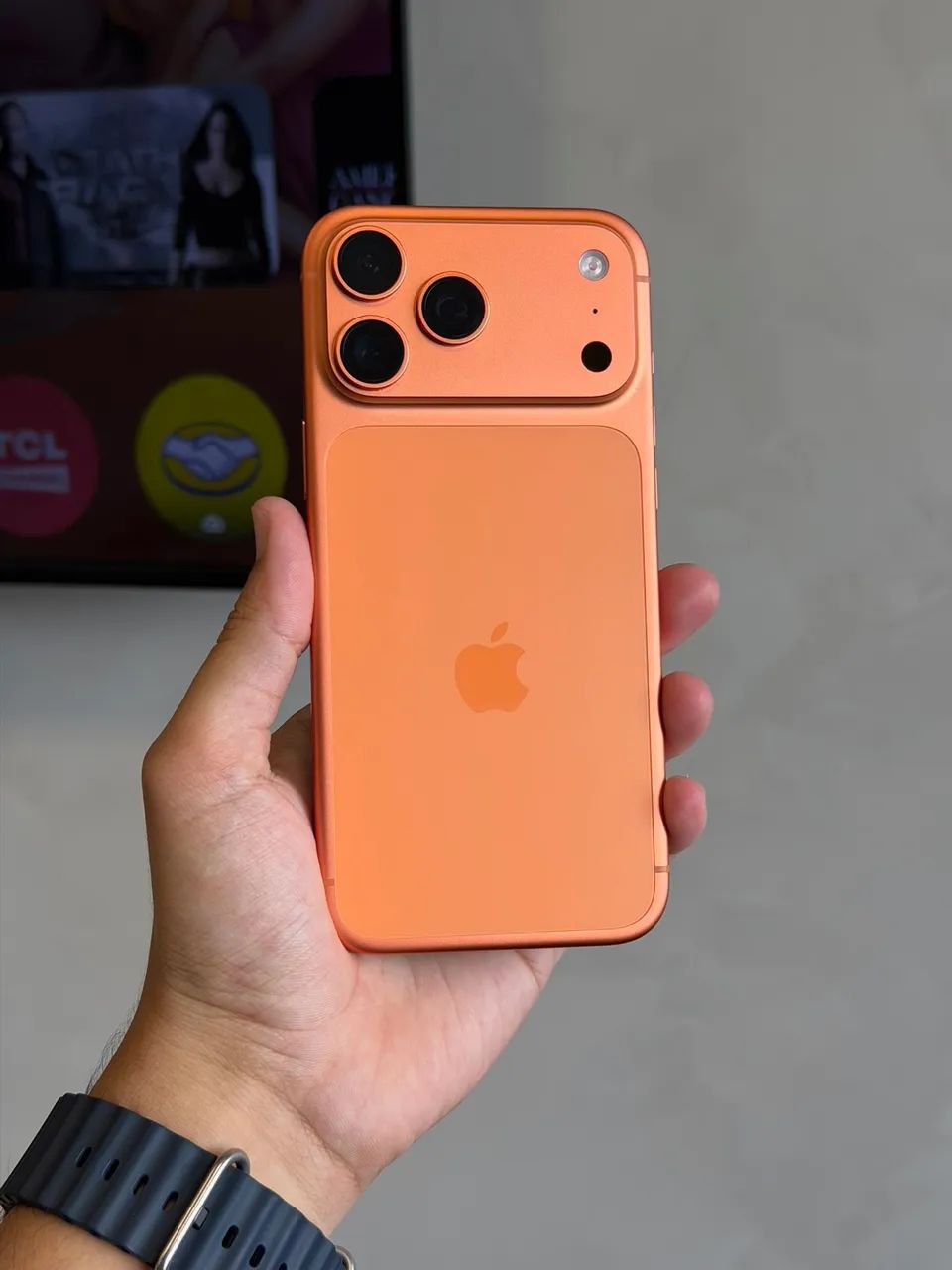iPhone 17 pro Max 256gb Laranja seminovo garantia Apple - Foto 2