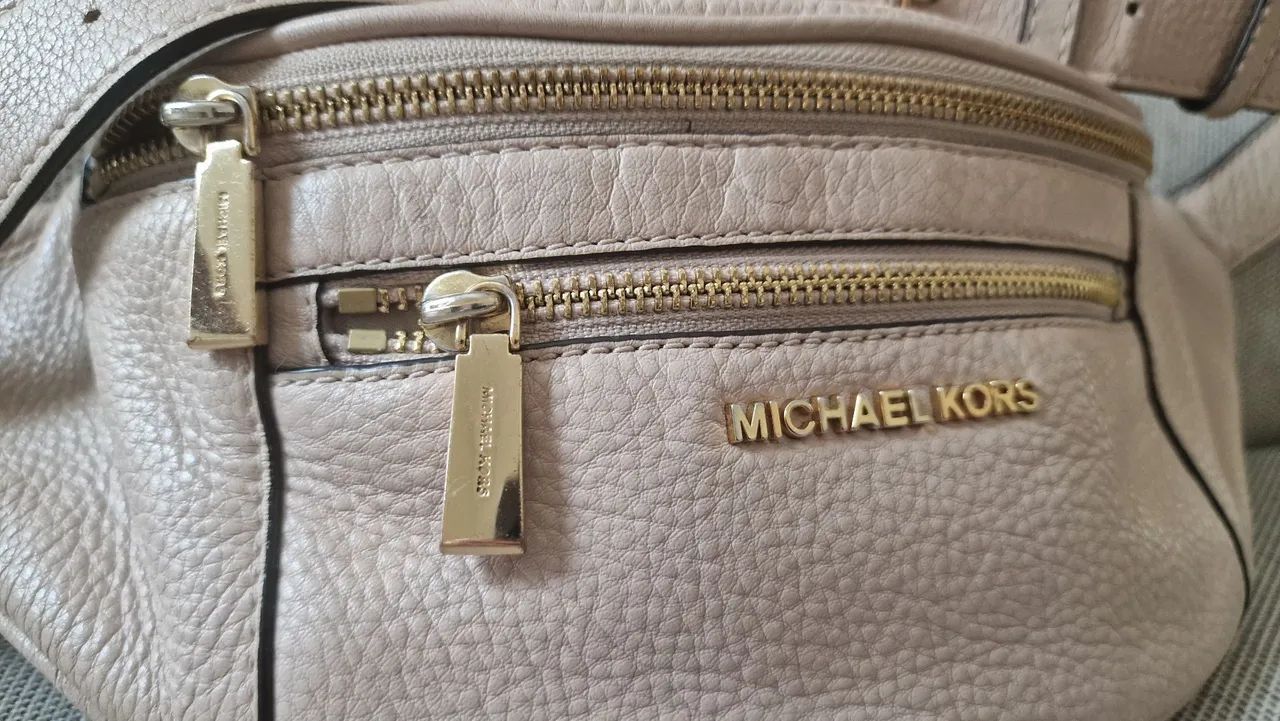 Pochete michael kors mott couro legítimo  - Foto 4