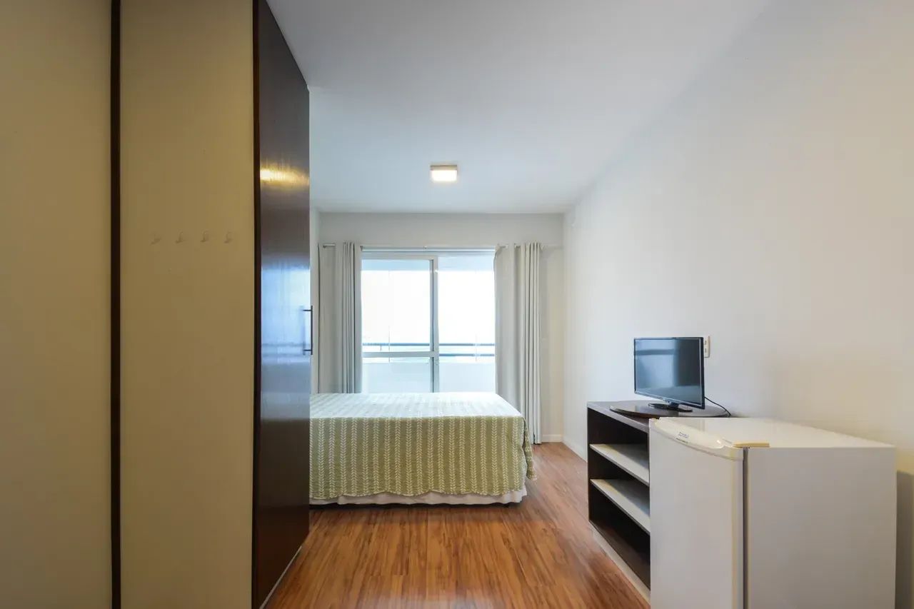 Studio mobiliado com vaga | New Studio Pinheiros