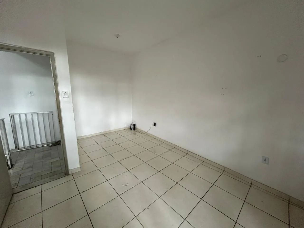 Vendo linda casa em Rocha Miranda  - Foto 2