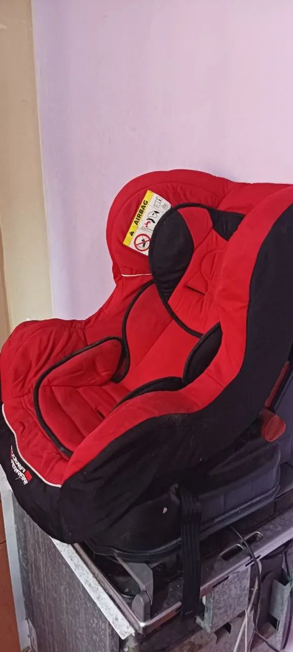 Cadeirinha de carro Scuderia Ferrari  - Foto 2