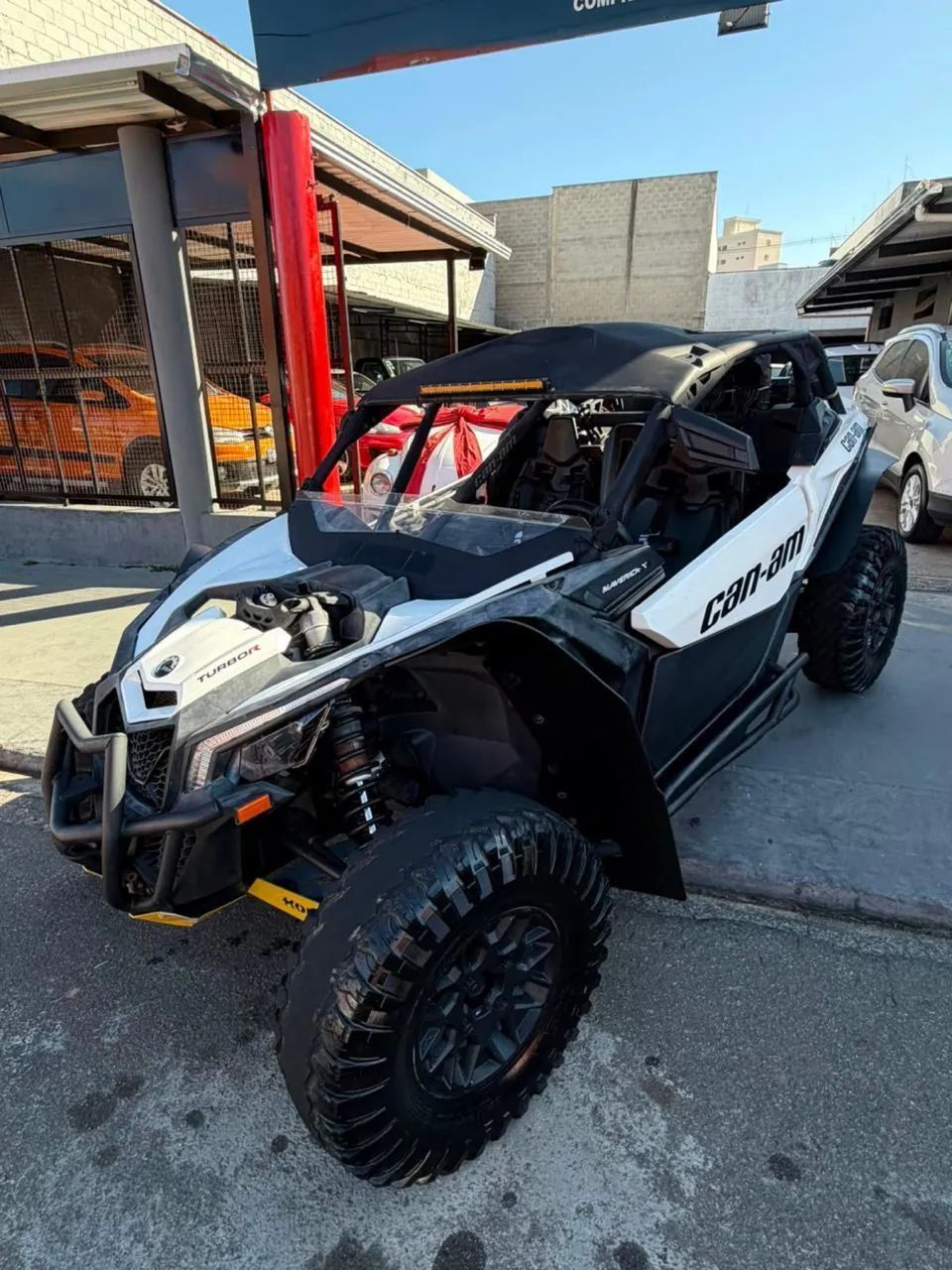 UTV maverick x3 