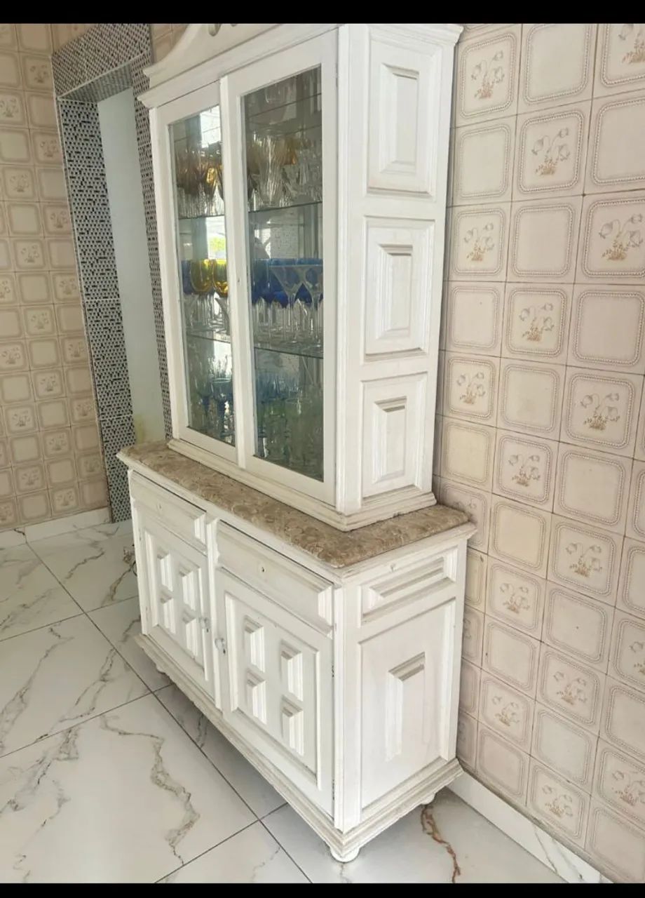 Vendo conjunto cristaleira e mesa  - Foto 2