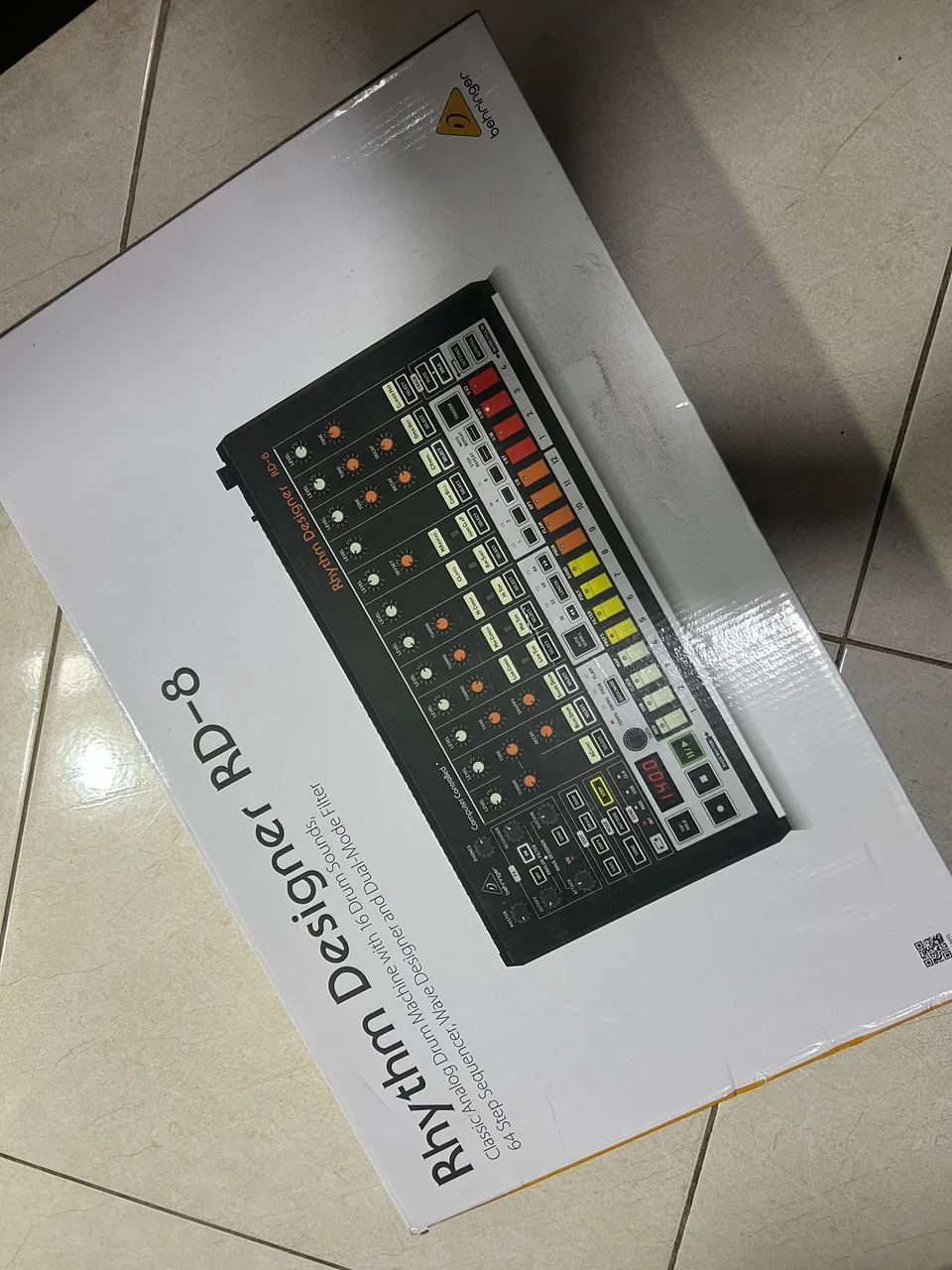Behringer  RD8/ impecável na caixa. - Foto 3