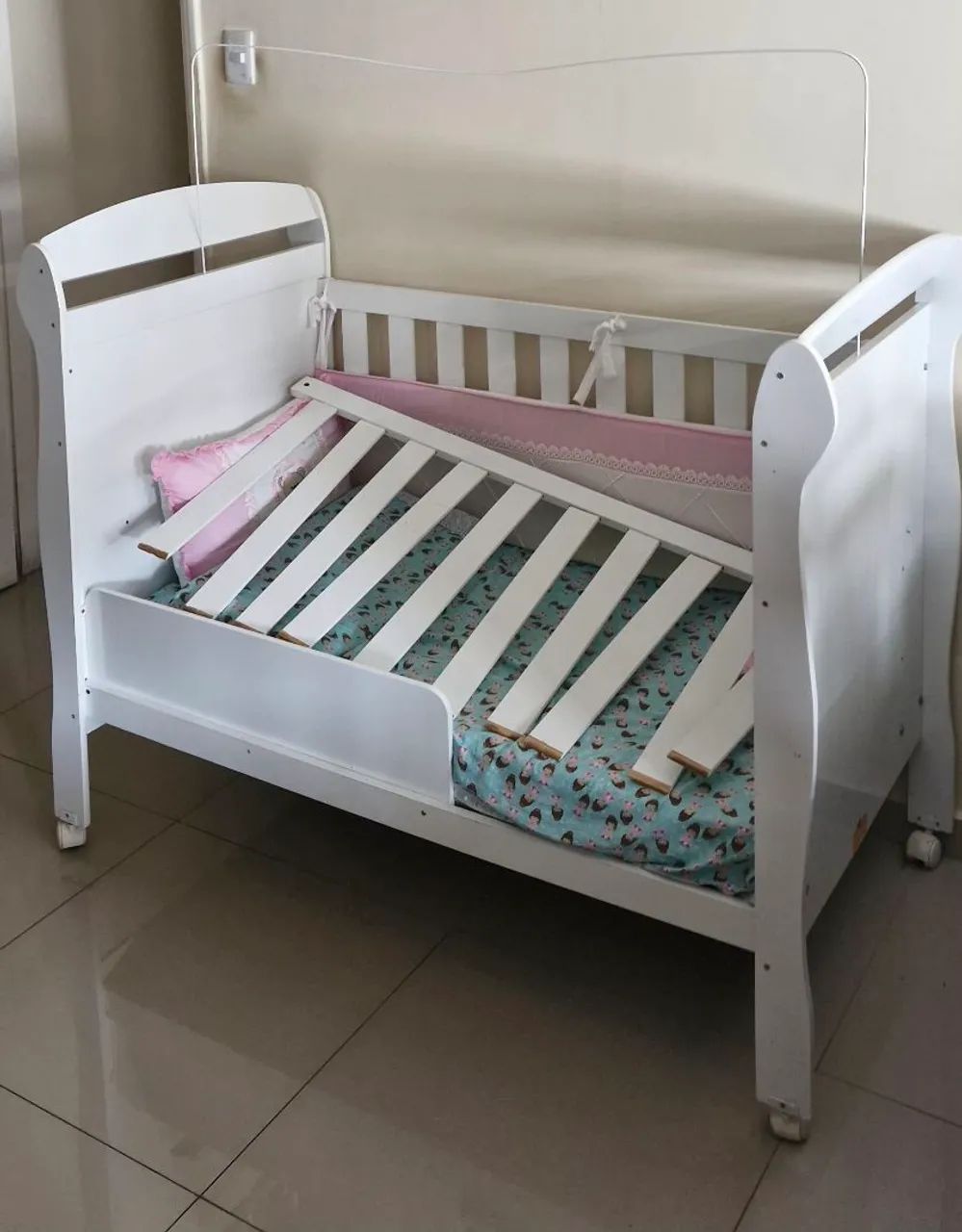 Berço que vira cama com colchão  - Foto 4