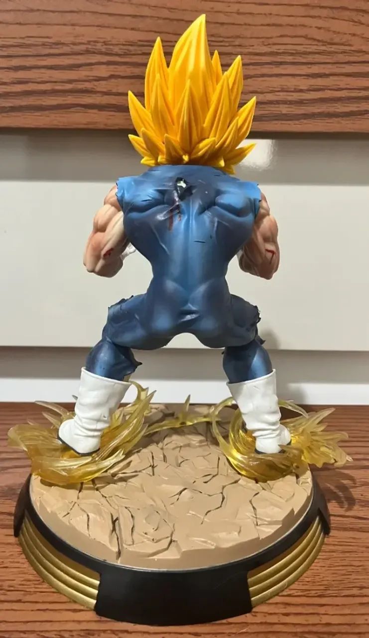 Majin Vegeta 28cm Base - Anime: Dragon Ball Z - Com Led  - Foto 4