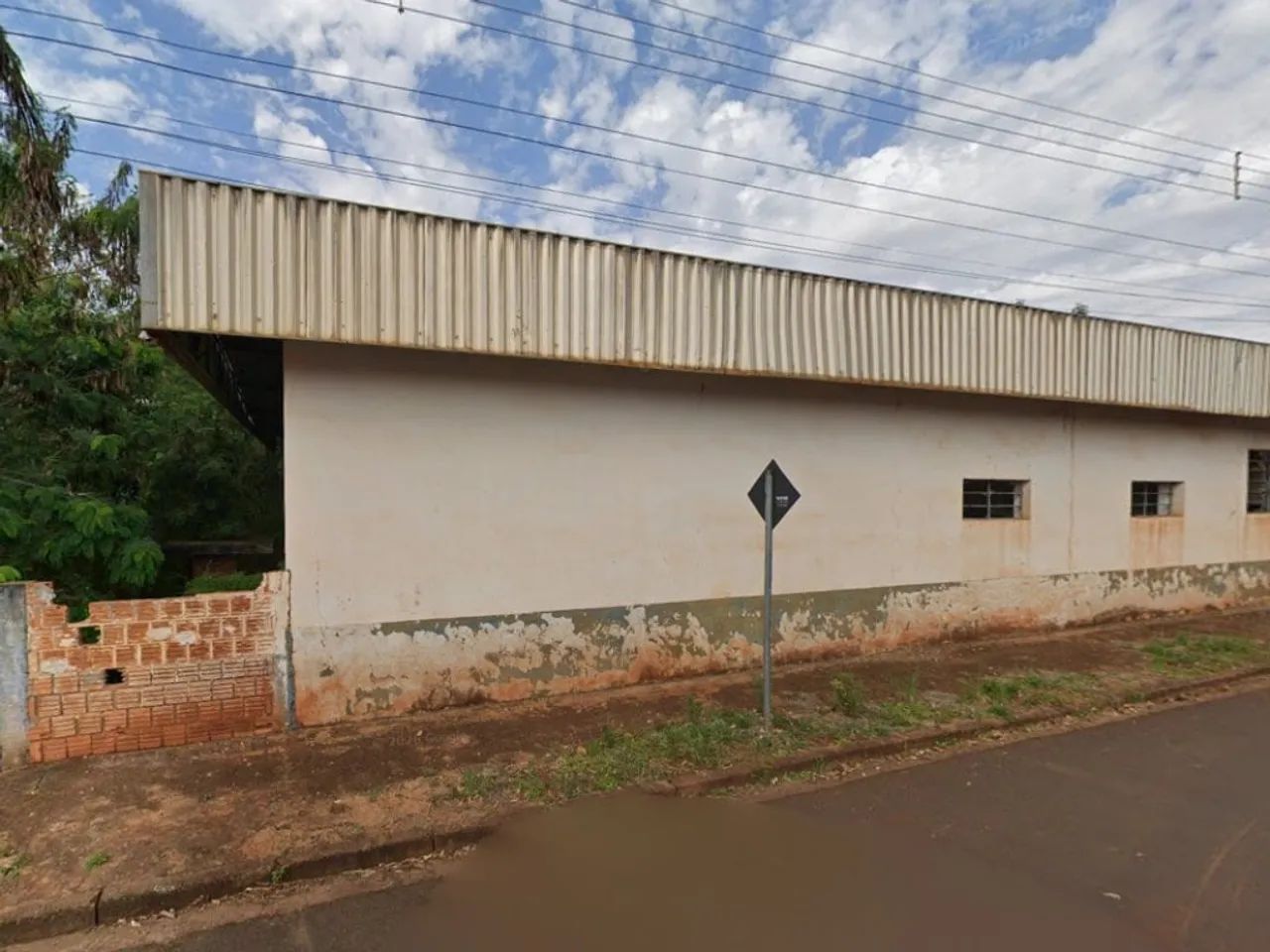Imóvel Comercial em Terreno 4.180 m² - Centro - Platina - SP