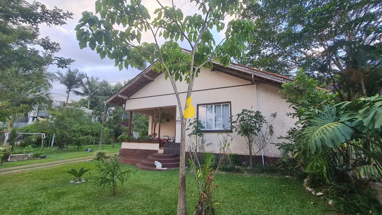 Casa com potencial comercial em Timbó-SC - Foto 2
