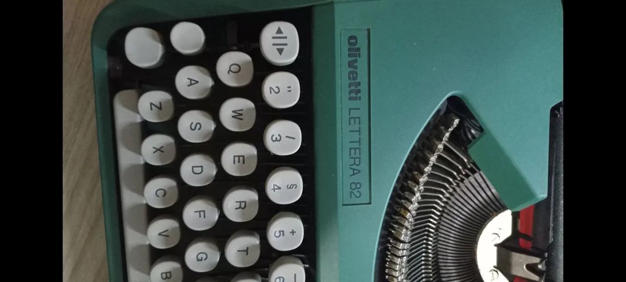 Máquina datilografar lettera 82 - Foto 2