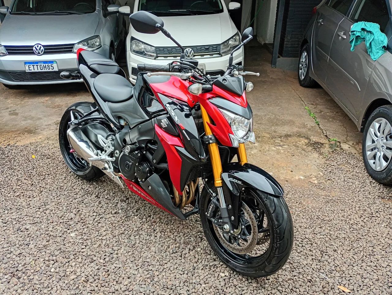 Suzuki 1000 2017 - 1484881206 | OLX