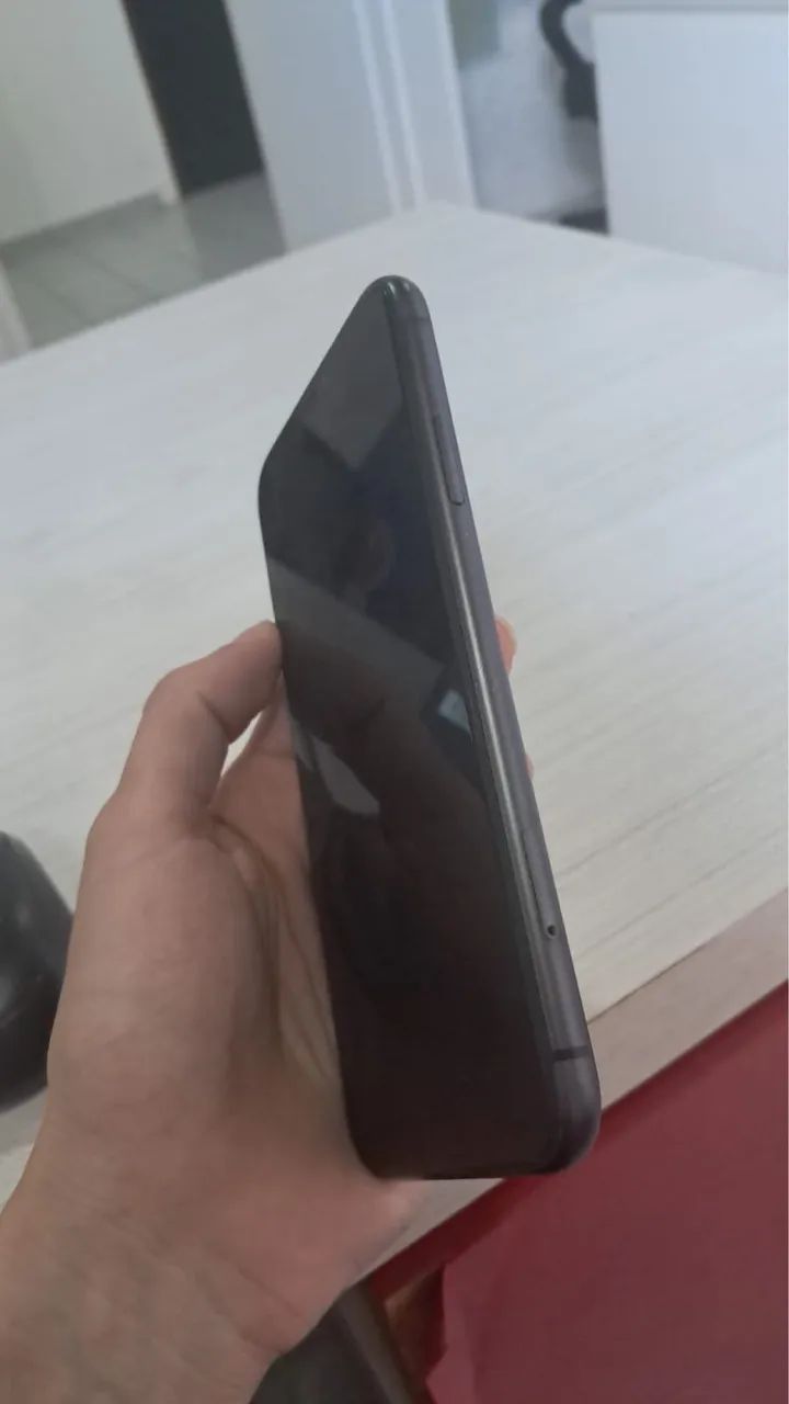 Vendo IPhone 11 - Foto 2