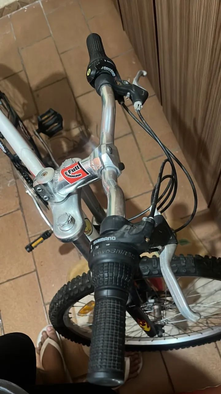 Bicicleta freio a disco com marcha caloi - Foto 3