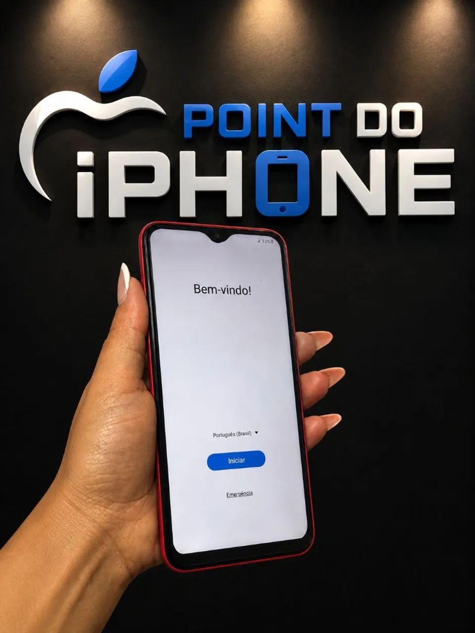 Celular semi novo 
