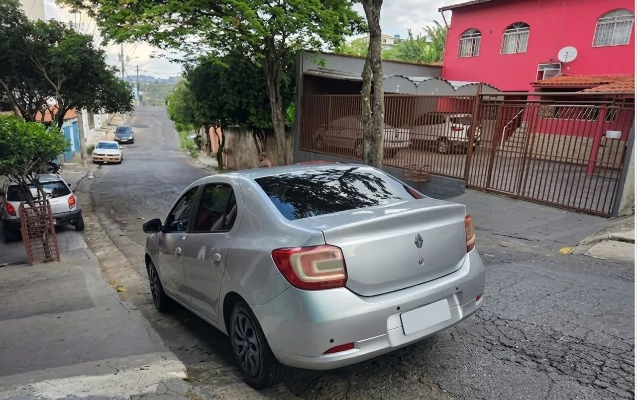 Renault Logan Expression Flex 1.0 12V 4P 2019 - Foto 3