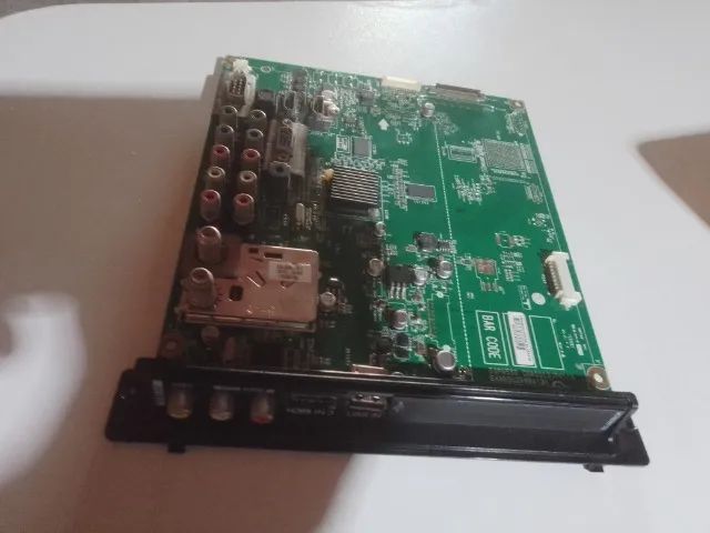 Placa principal Da Televisão Modelo Lg  42pt250b - Foto 3