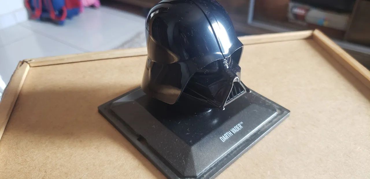 Capacete miniatura Darth Vader Star Wars  - Foto 3