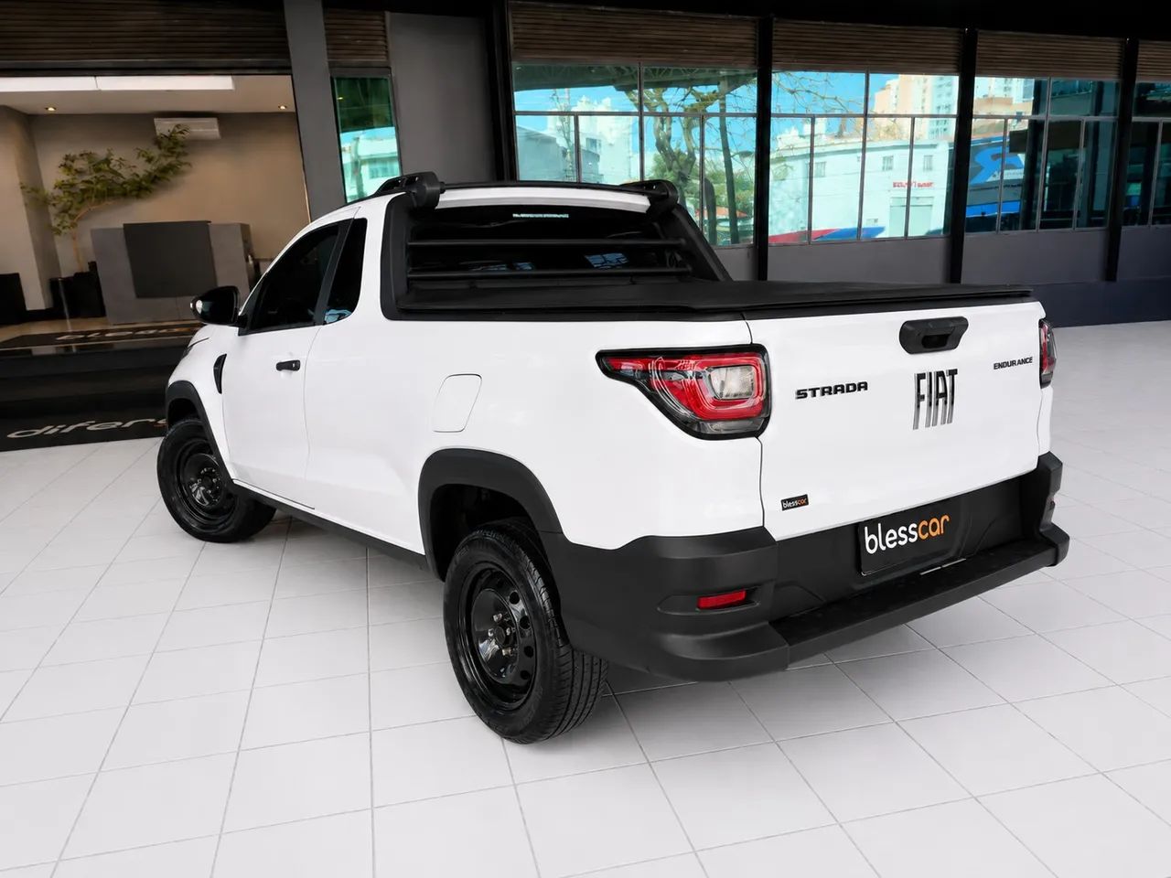 Fiat Strada Endurance 1.4 Flex 8V CS Plus 2023 - Foto 2