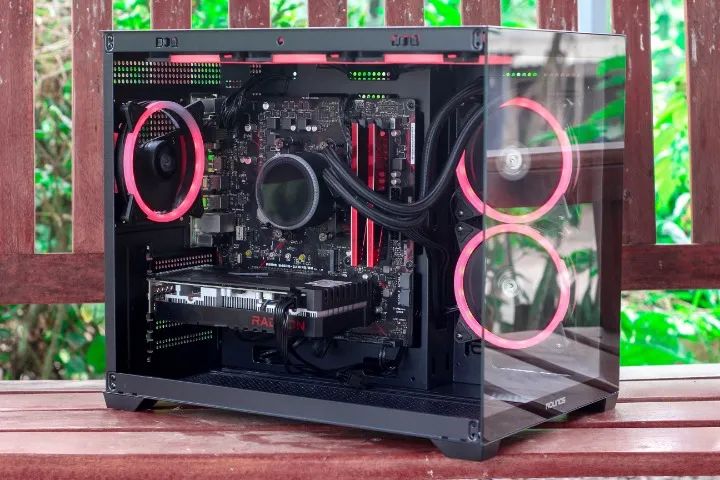 2600X - 16GB - RX 6600M - Foto 2