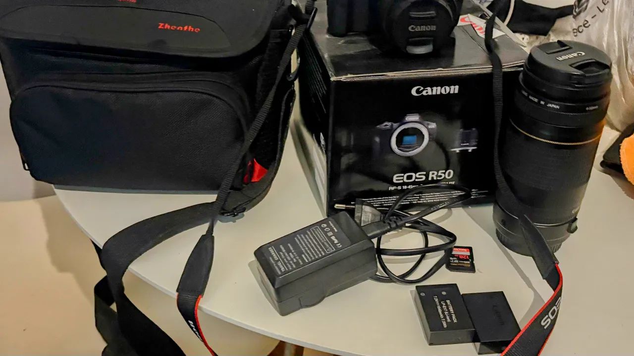 Câmera cânon R50