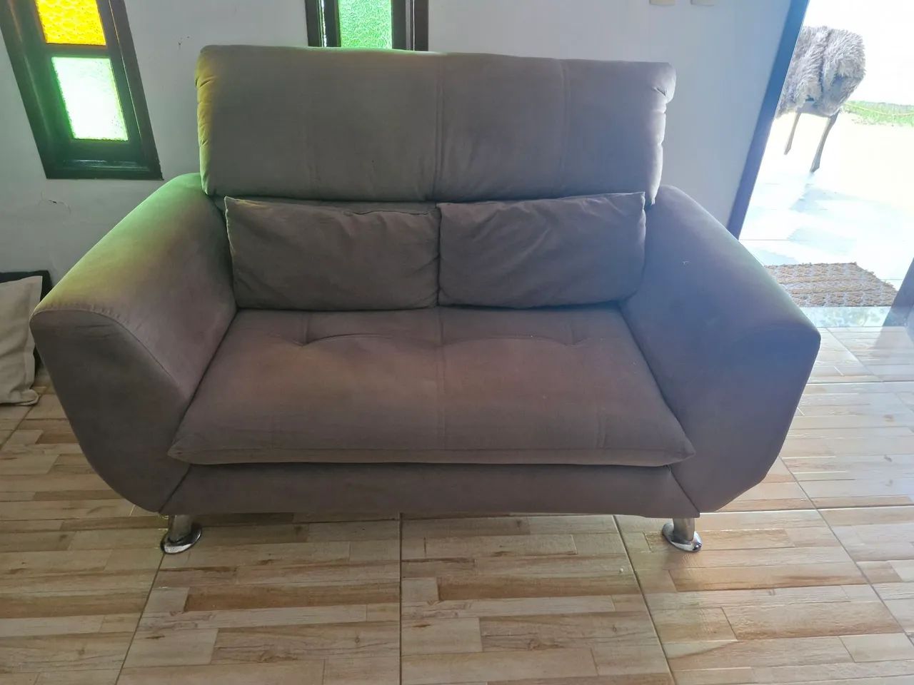 JOGO DE SOFÁ SUEDE PERFEITO ESTADO - Foto 4