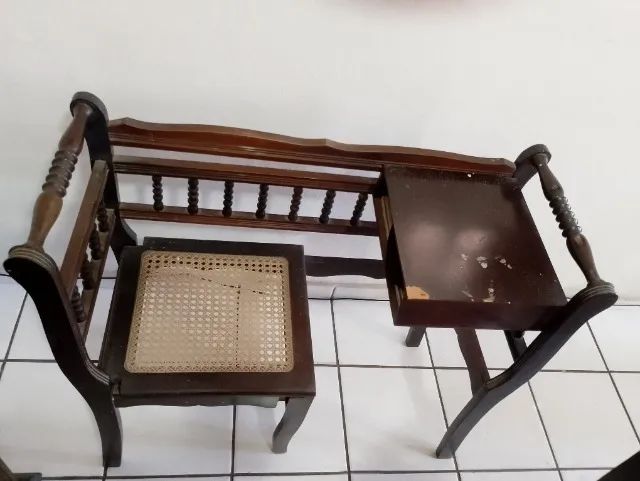 Conjunto sala colonial retrô (arca, mesa, cadeiras e escrivaninha). - Foto 4