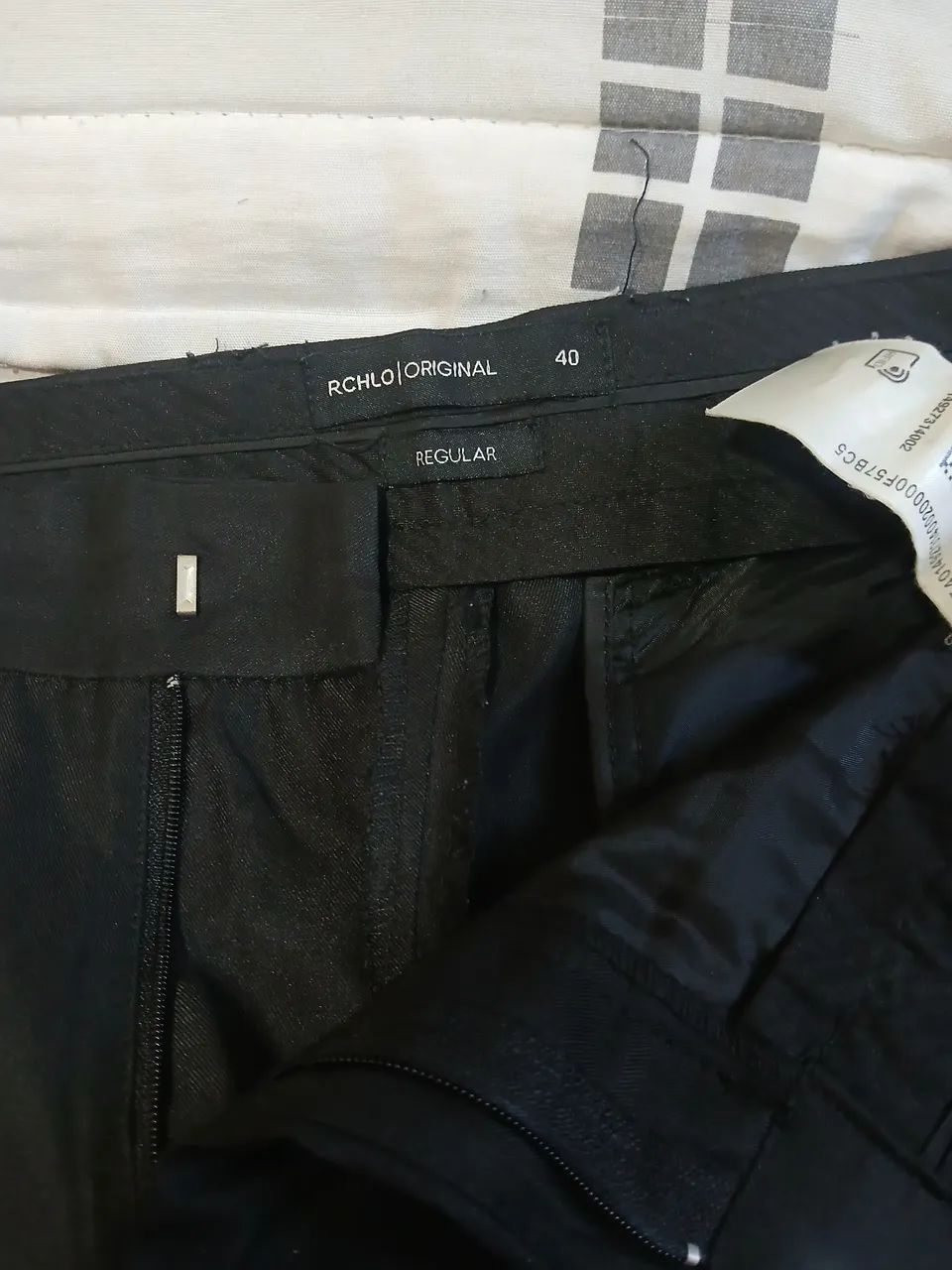 Calça preta alfaiataria tam 40  - Foto 2