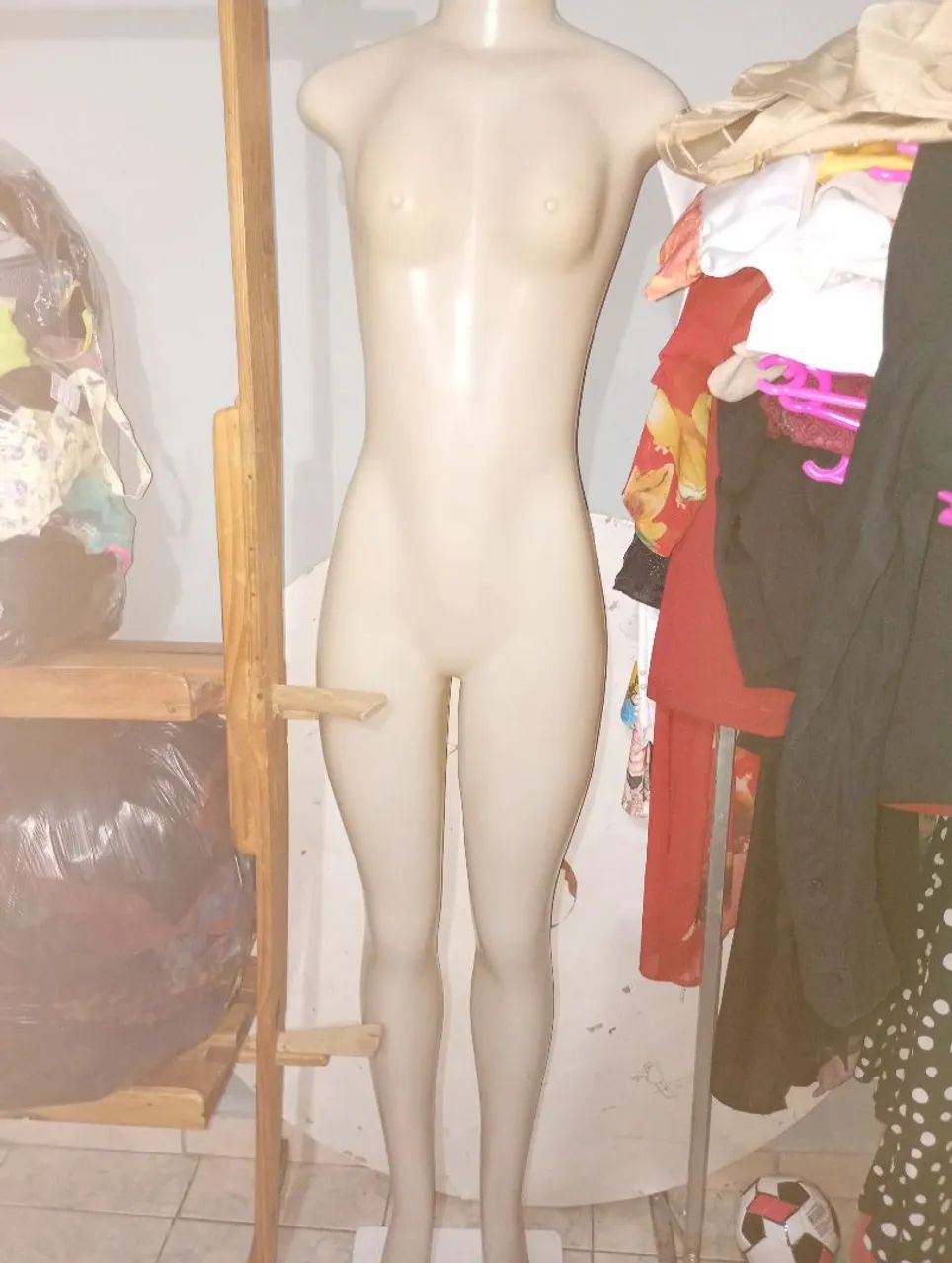 Manequim feminino 