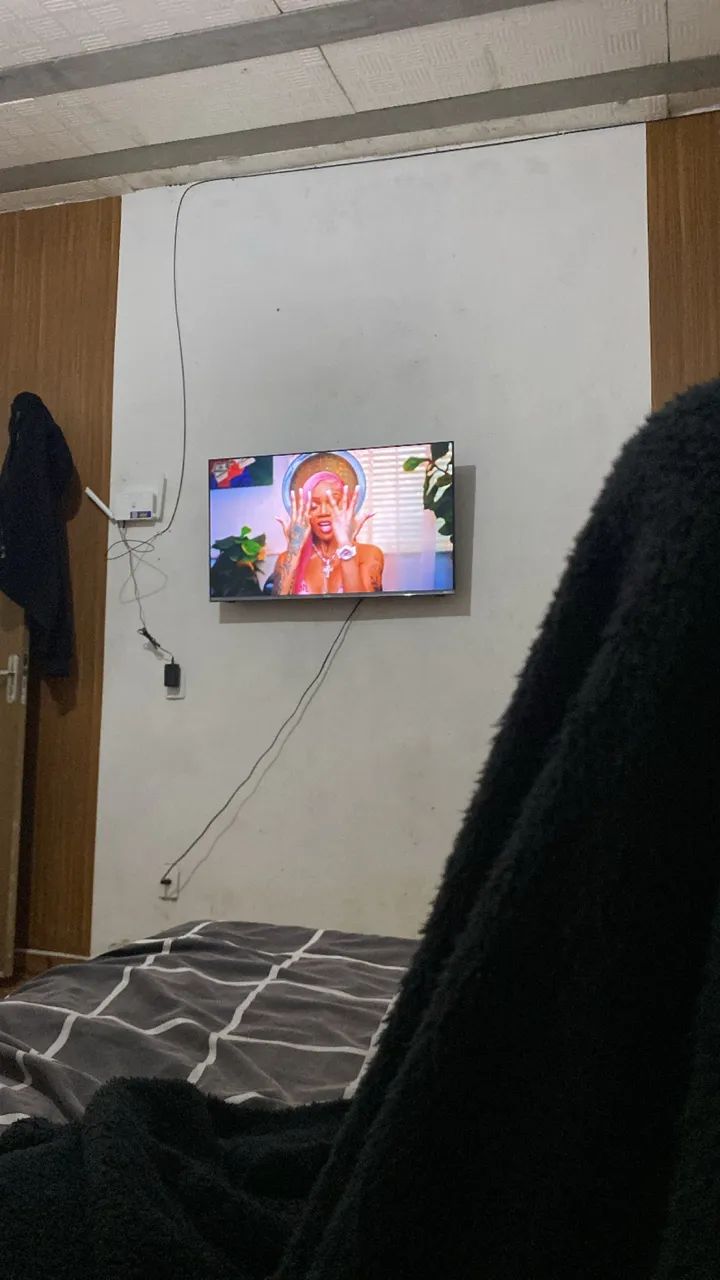 TV SMART PHLICO 40 POLEGADAS