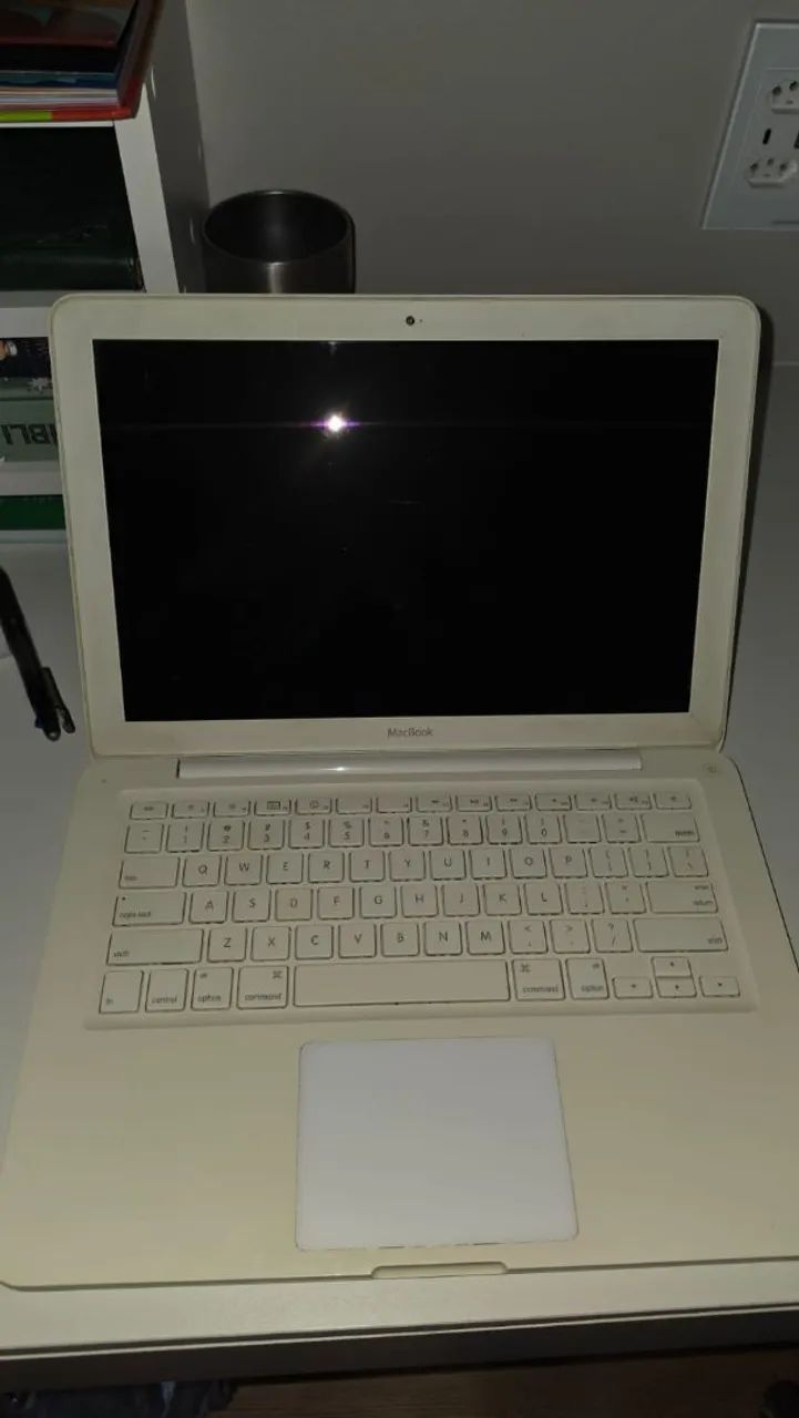 Macbook White - RARIDADE- Super conservado - Foto 4