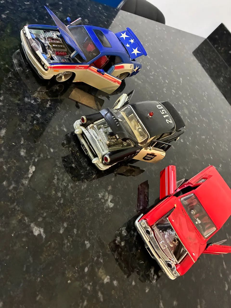3 miniaturas Maisto ( duas 1:24 e uma 1:26) - Foto 5