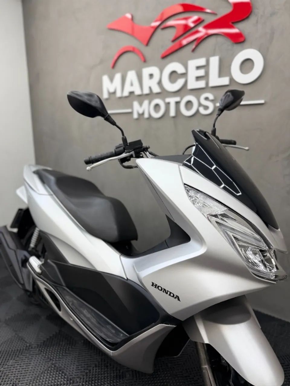 Honda PCX 150 DLX 2017 - Foto 3