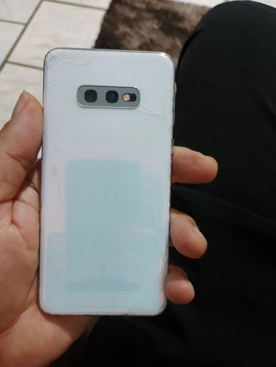 Vendo celular Galaxy S10e original  - Foto 4
