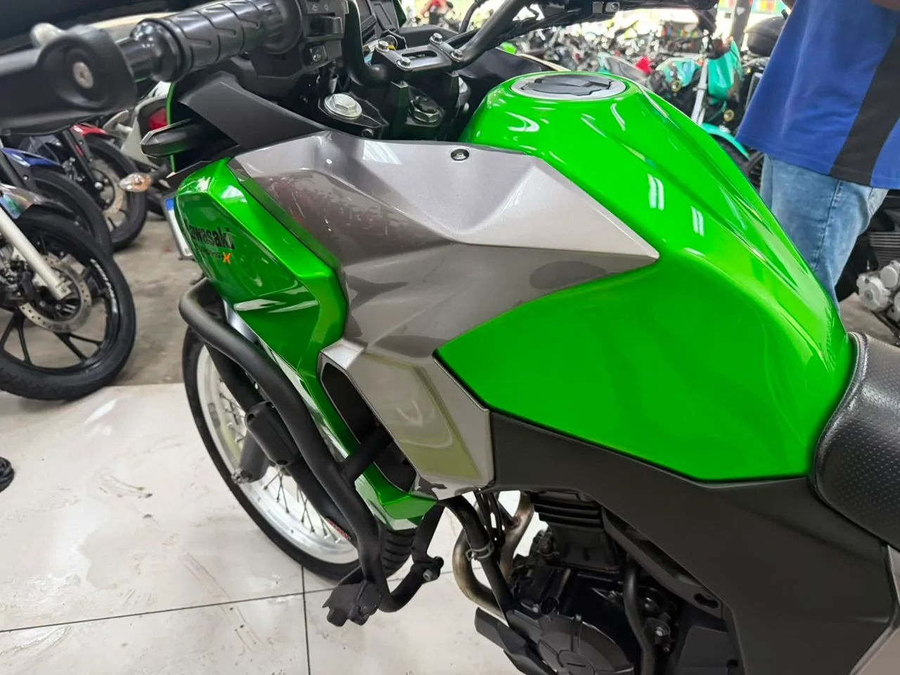 KAWASAKI VERSYS-X 300 ABS - Foto 3