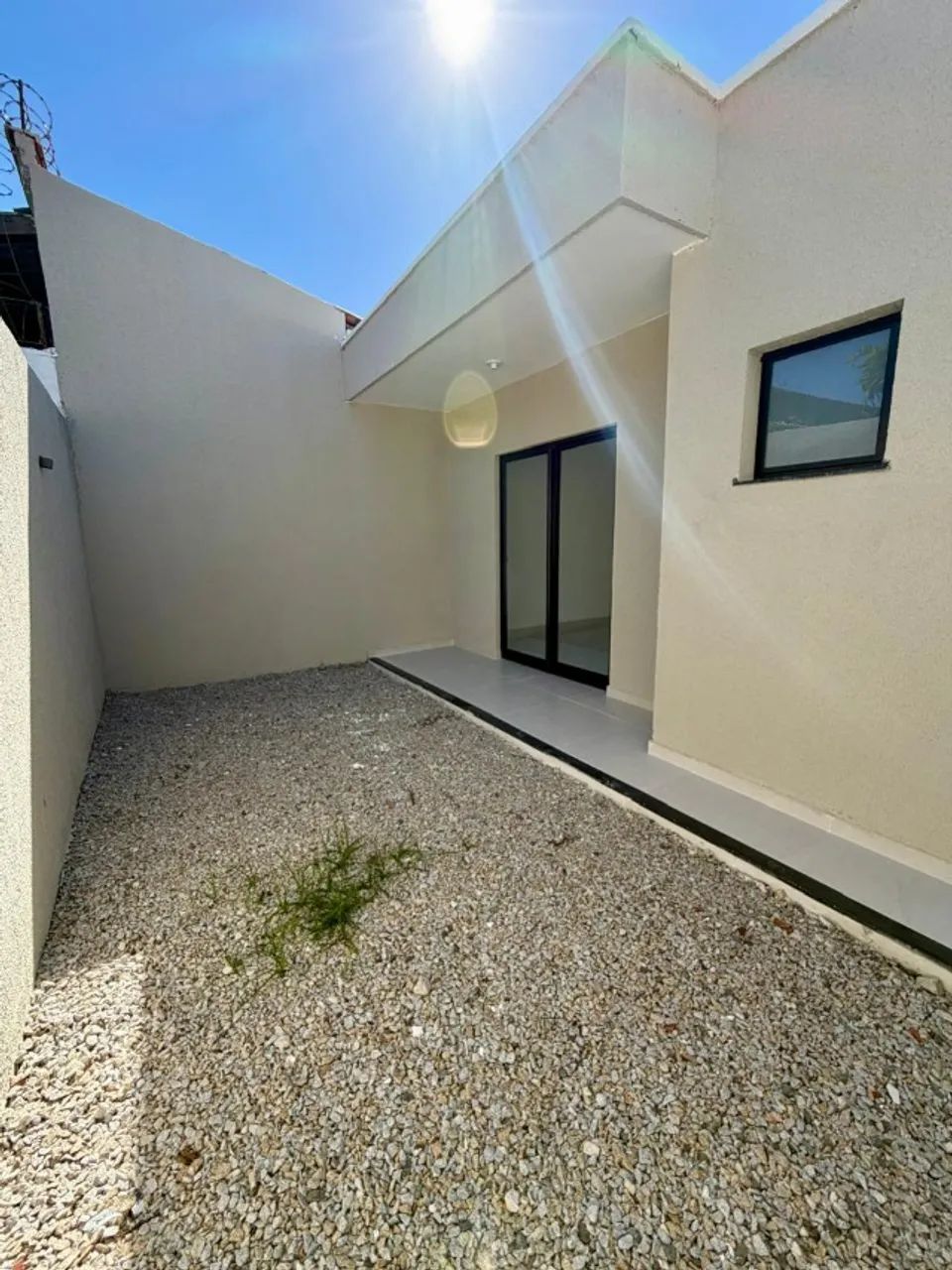 Excelente casa próximo ao Colosso - Foto 2