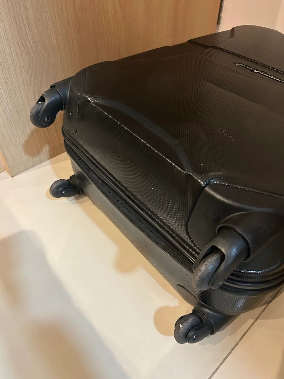 Mala de viagem tamanho M - 23 kg  - Foto 2