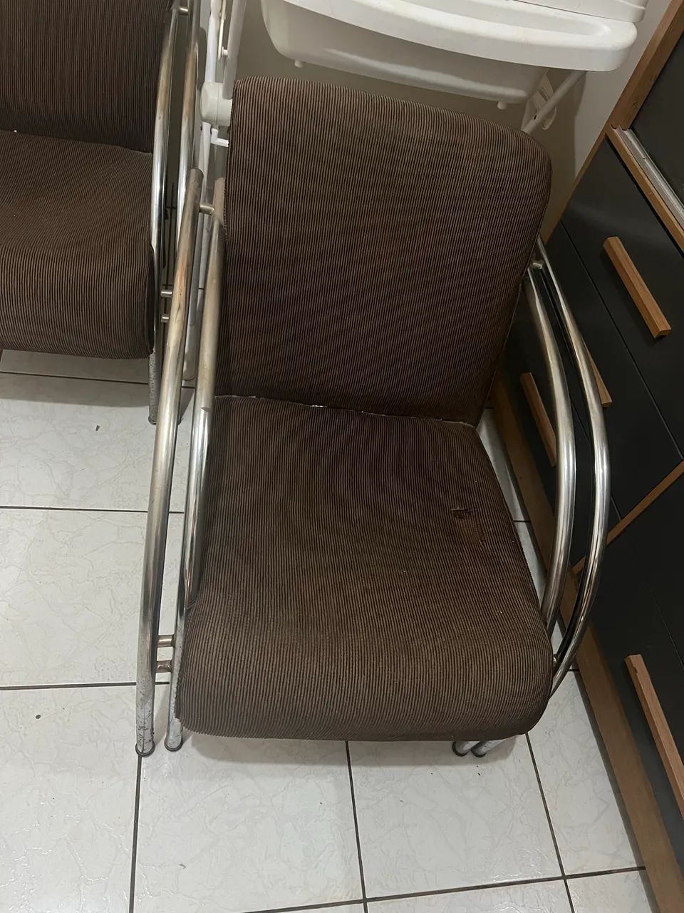 2 poltronas marrom  - Foto 4