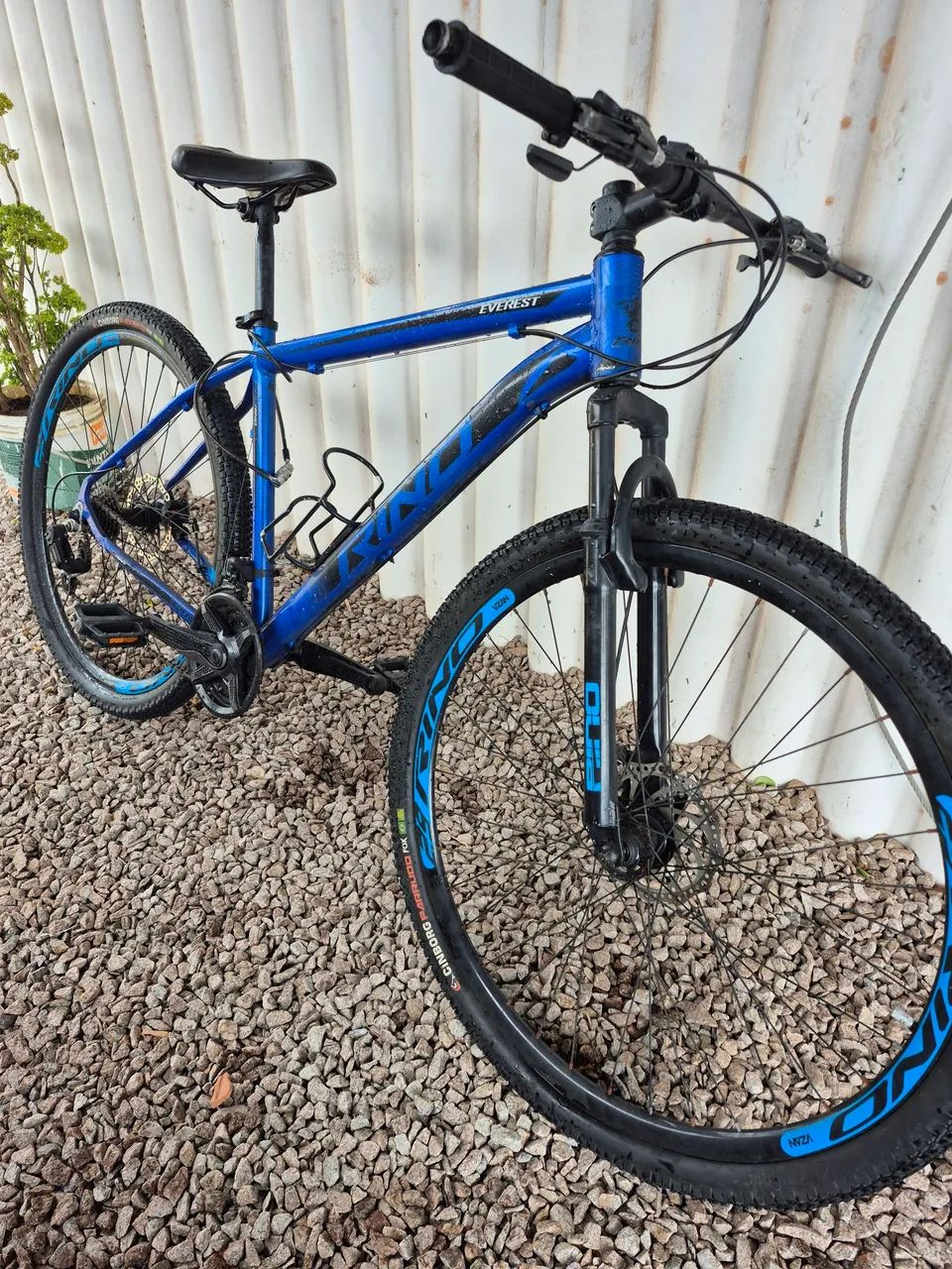 Bicicleta aro 29 alumínio shimano - Foto 4
