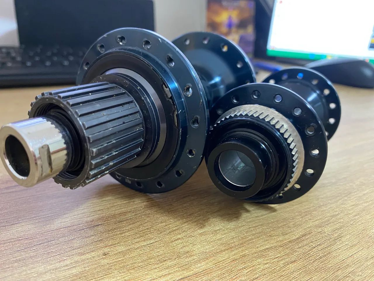 Par Cubos Shimano SLX M7110-B Boost - Foto 5