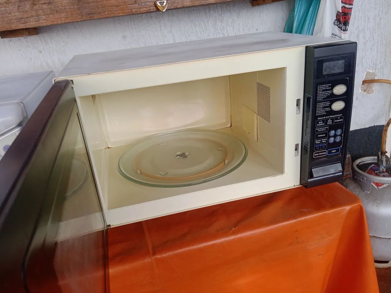 Microondas Panasonic 30 litros sem ferrugem. - Foto 2