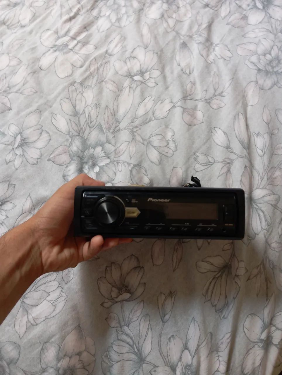 Rádio pionner mvh 98ub
