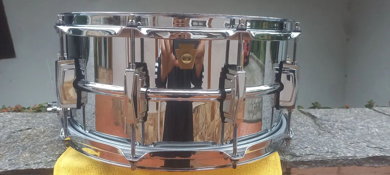 Caixa Ludwig Supraphonic LM402 