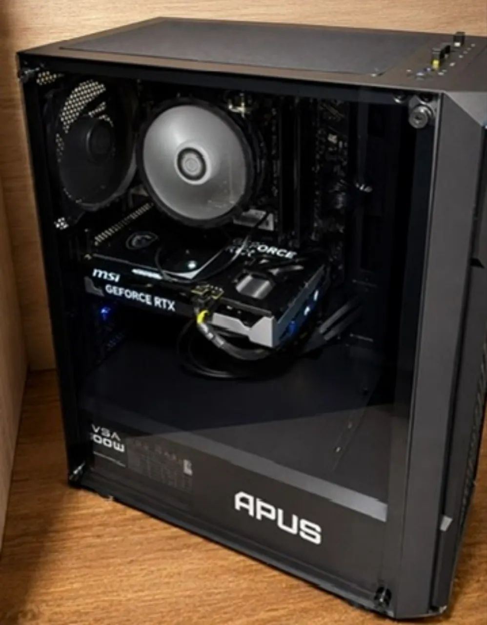 gabinete de computador apus black