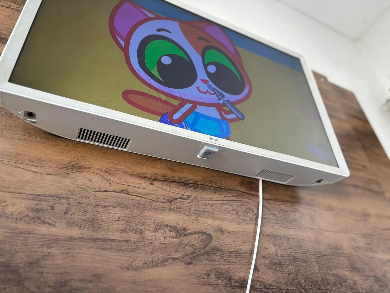 Tv lg smart semi nova  - Foto 2