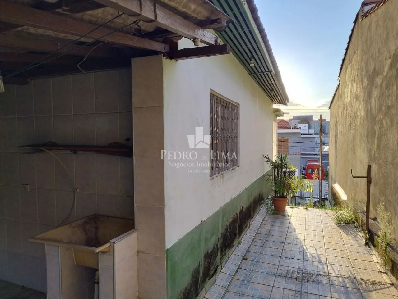 Terreno com casa antiga - Foto 2