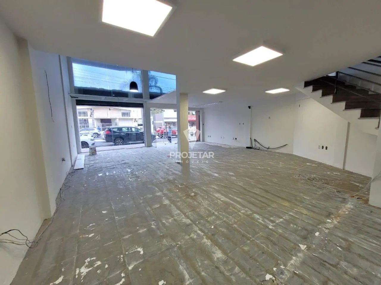 Excelente Sala Comercial Disponível Para Locação no Centro de Araranguá  Localização Privi - Foto 5