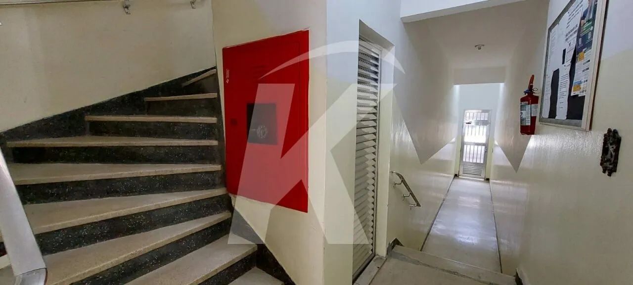 Apartamento com 2 quartos, sala, cozinha, banheiro e área de serviço. - Foto 2