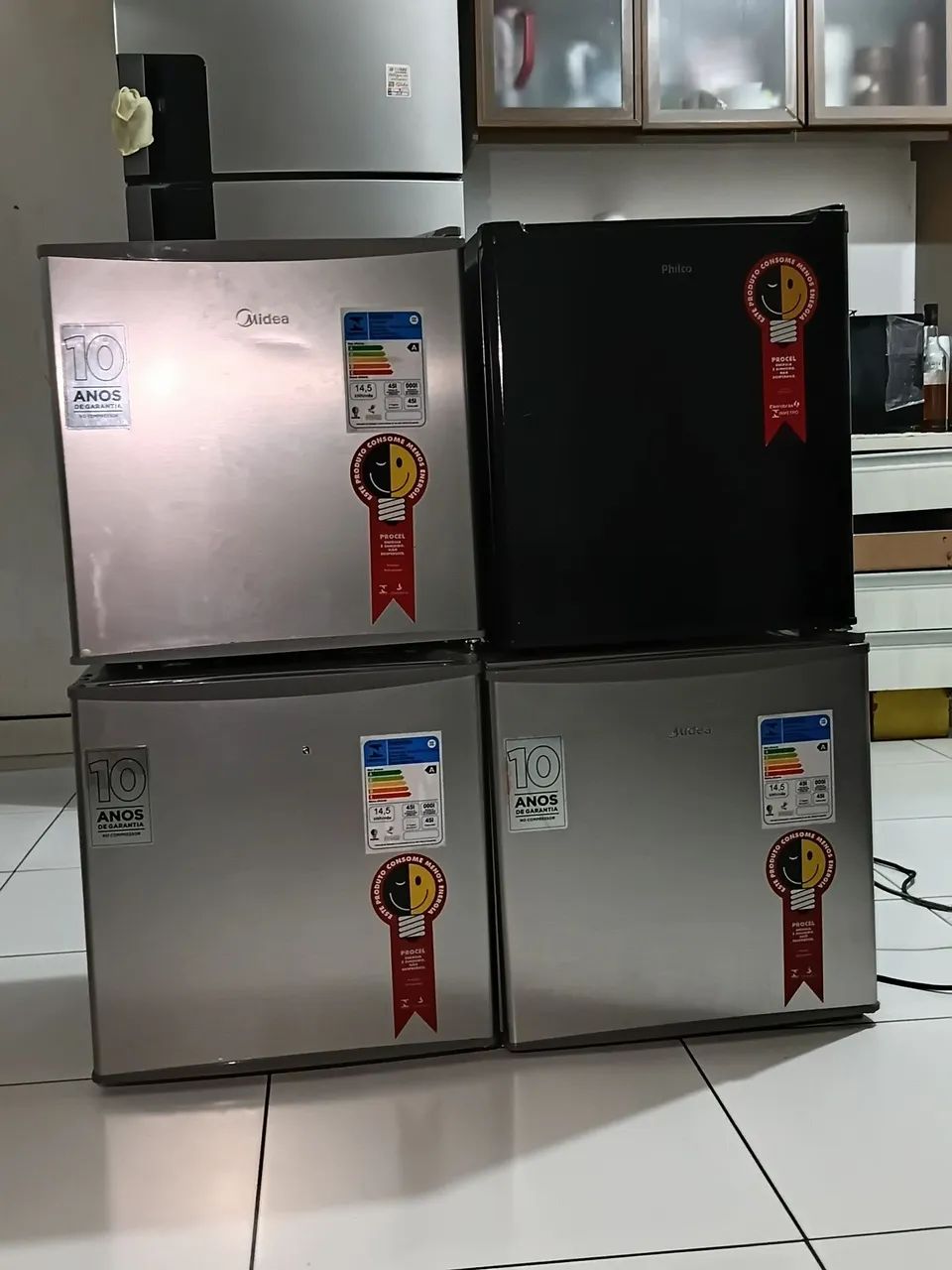 Frigobares semi novos