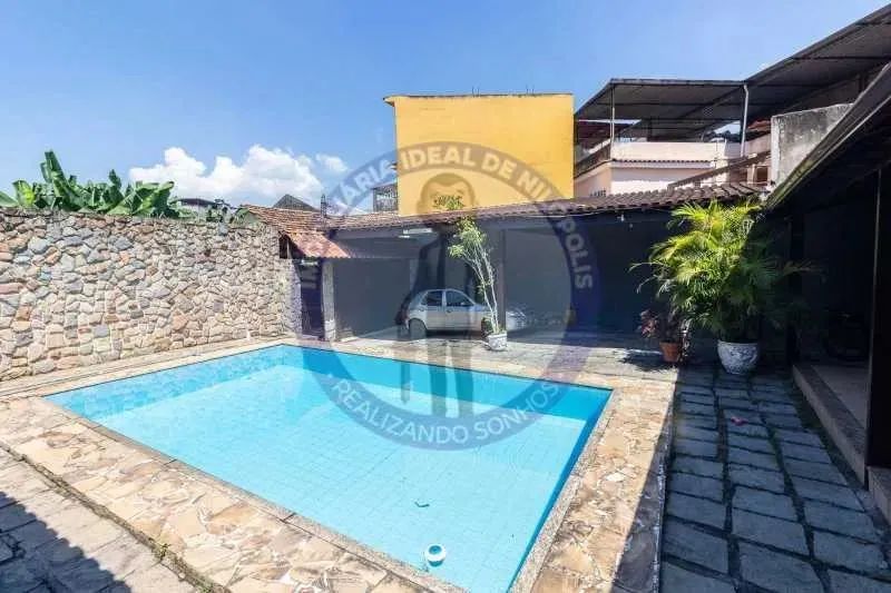 casa centro de Nilópolis 4 quartos com piscina - Foto 2