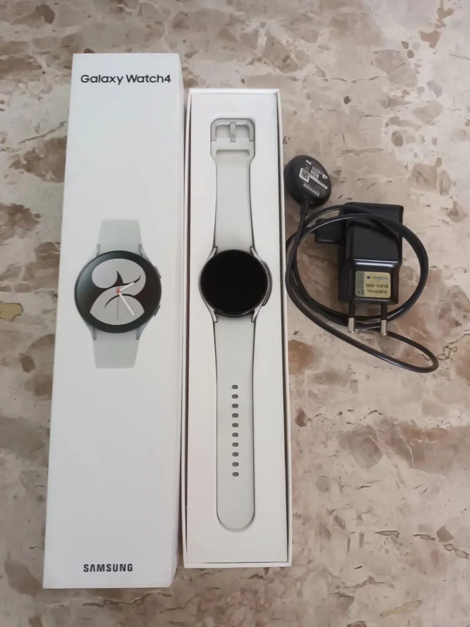 Samsung Galaxy Watch 4