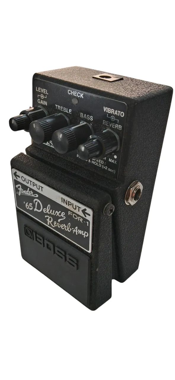 Pedal Fender '65 Deluxe Reverb Amp Fdr1 Boss Preto - Instrumentos